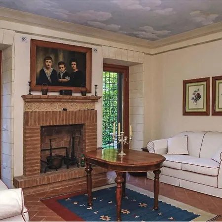 La Casa In For 9 Park In The Hill Βίλα Collamato
